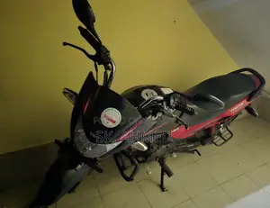 Hero Glamour 2015 Black