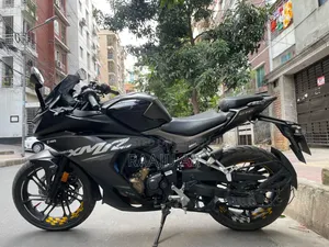 Hero Karizma XMR 210 2024 Black