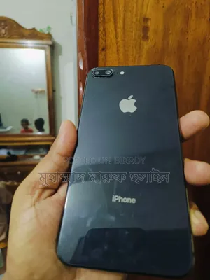 Apple iPhone 8 Plus 64 GB Black