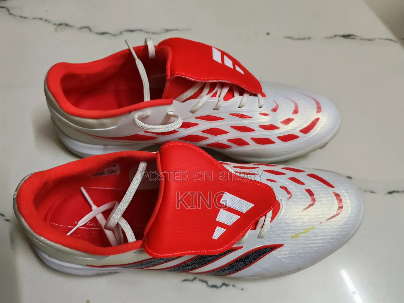 Turf Predator 26 Elite - Fold-Over Tongue
