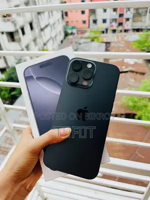 New Apple iPhone 16 Pro Max 256 GB Black