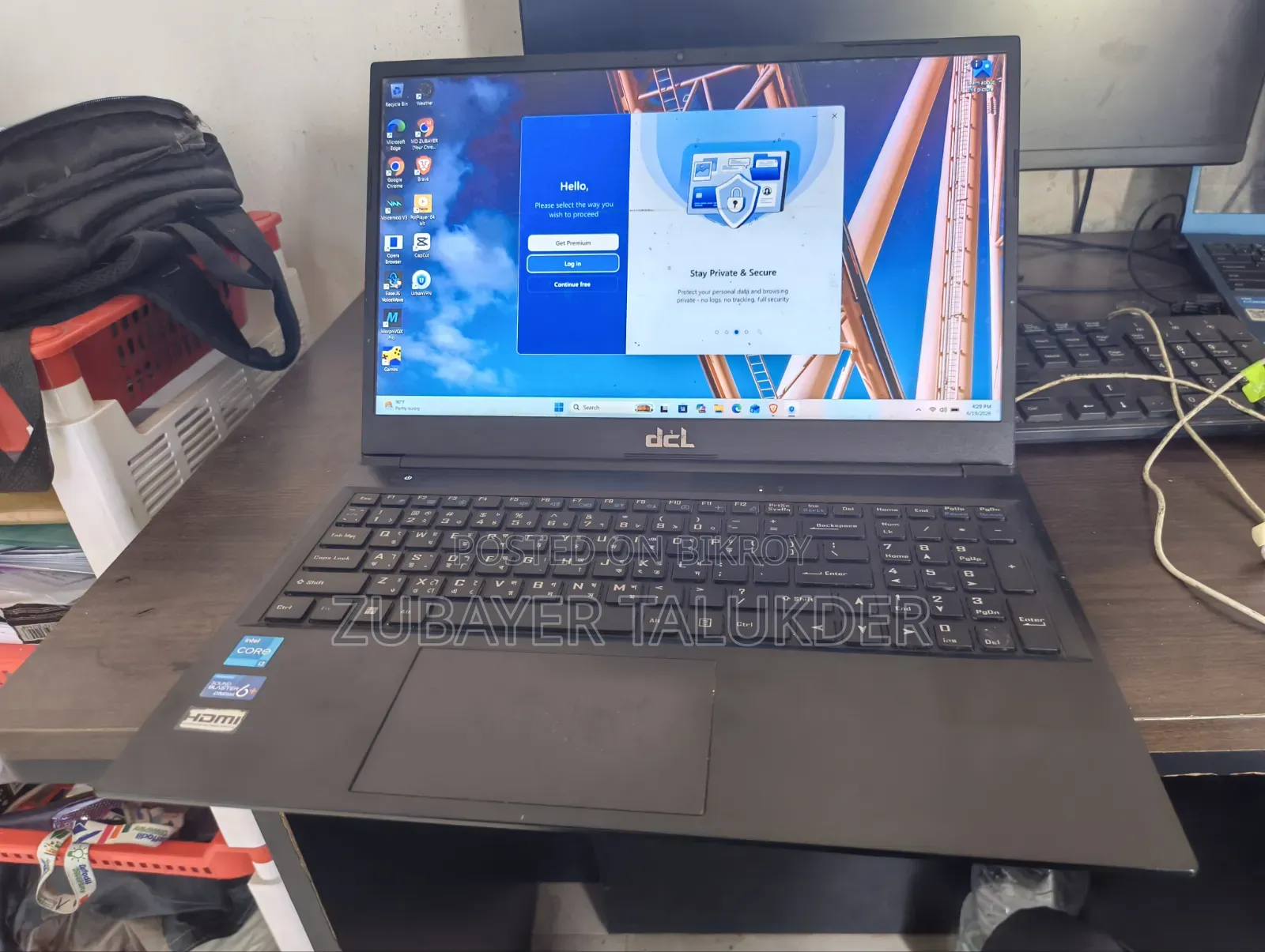 Laptop 8GB Intel Core i3 HDD+SSD 3T