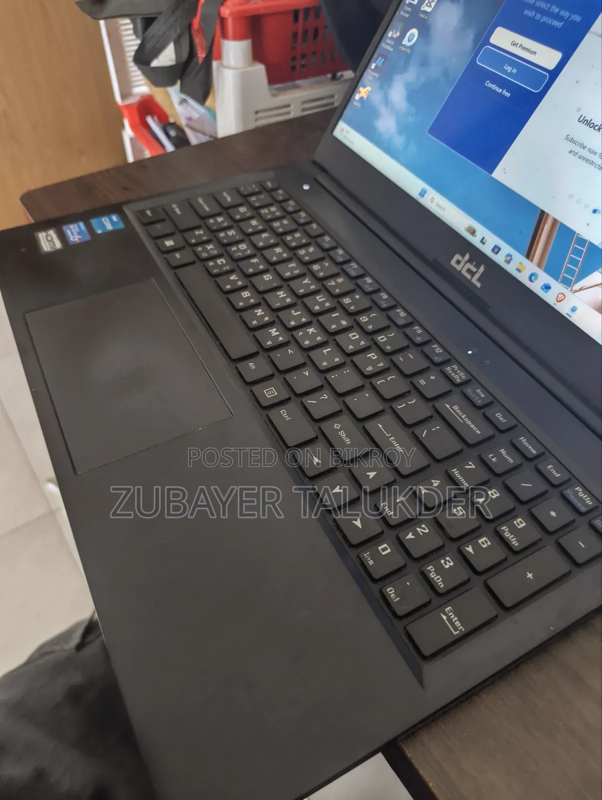 Laptop 8GB Intel Core i3 HDD+SSD 3T