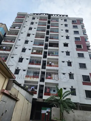 Sale of ready flat share at low price - Ekta Garden