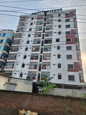 Sale of ready flat share at low price - Ekta Garden