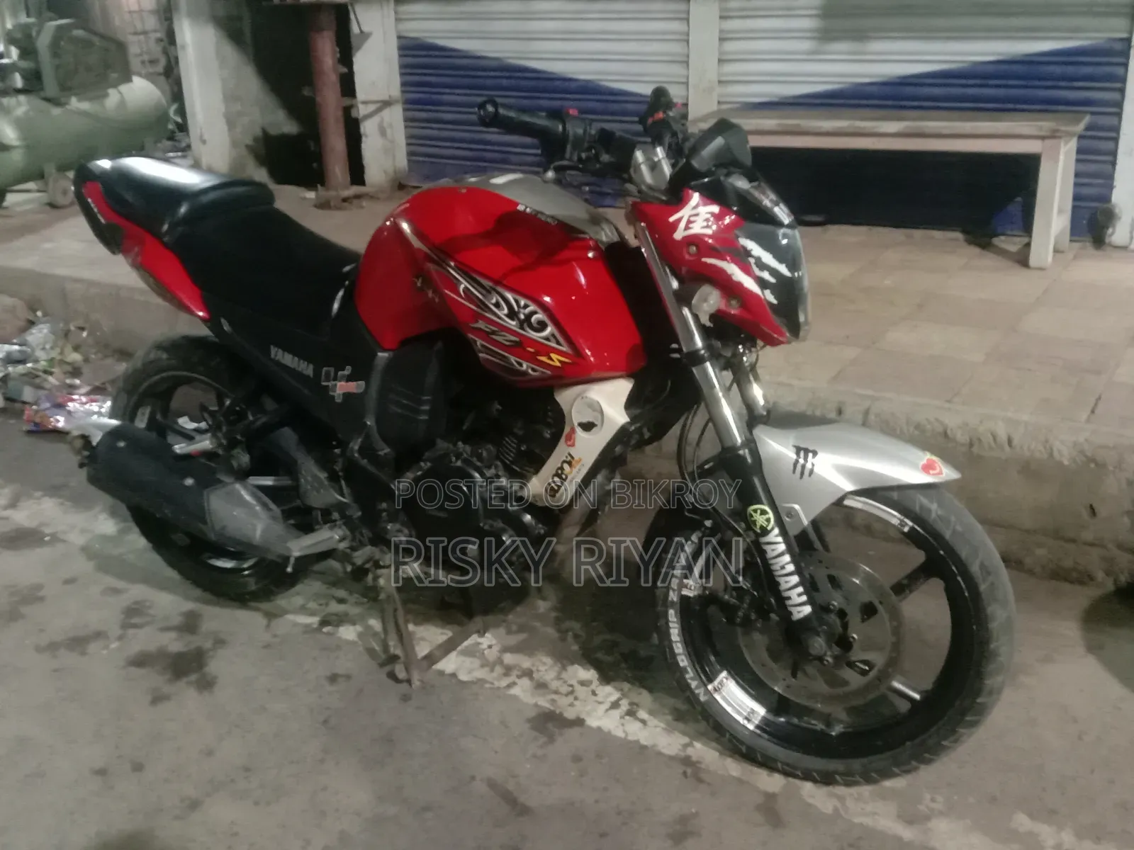 Yamaha FZ 2014 Red