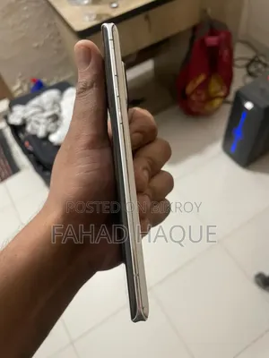Sharp Aquos R6 128 GB White