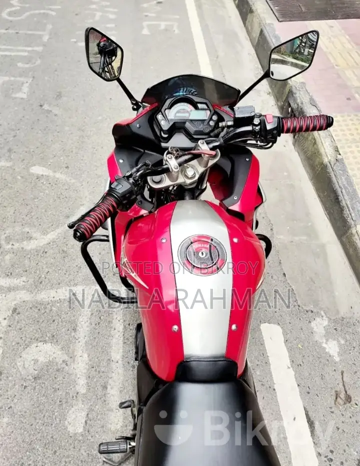 Yamaha FZ 2015 Red