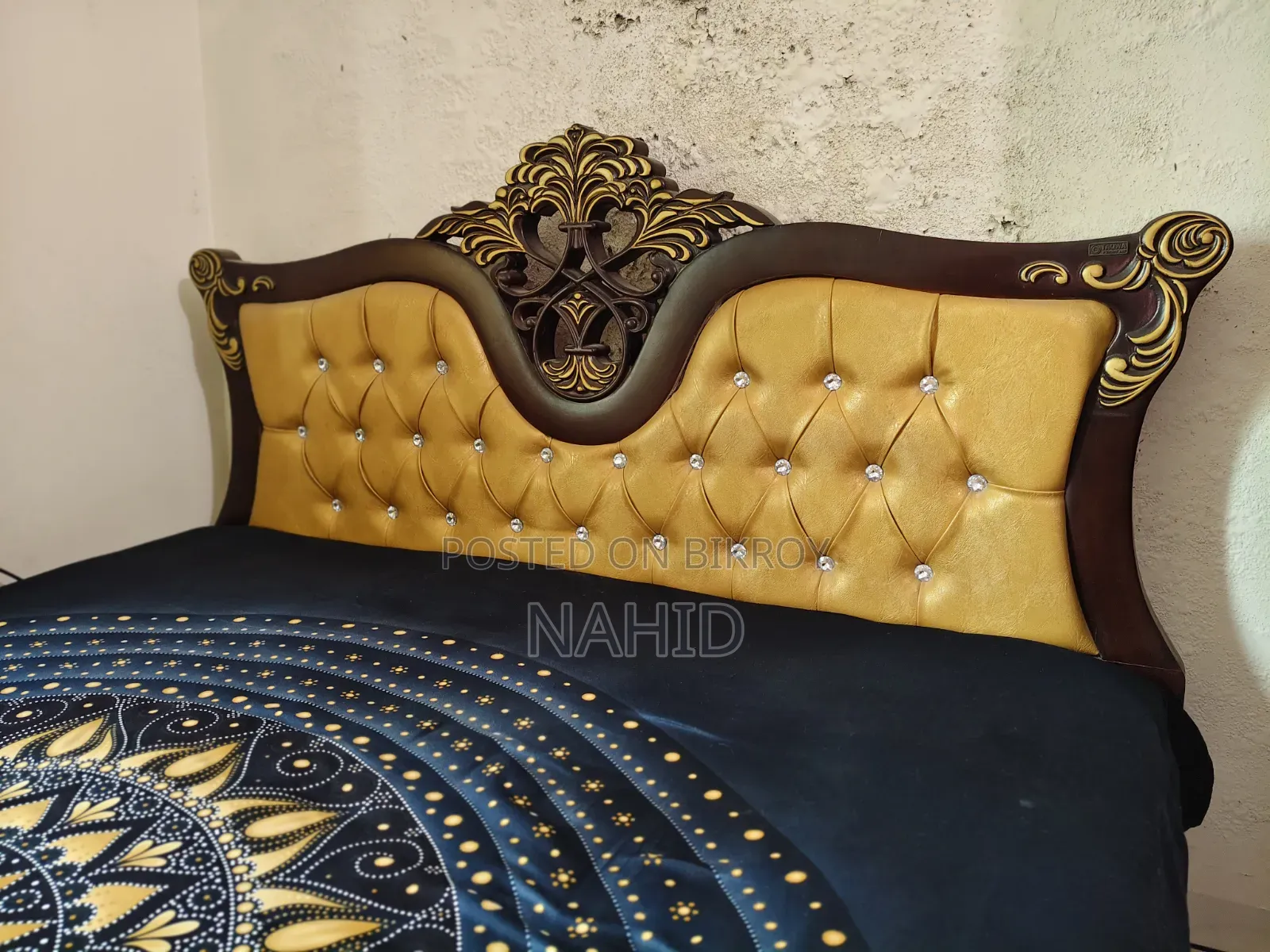 Victoria Design Bed Imported Custom Made Bed King Size 7ft By 6ft