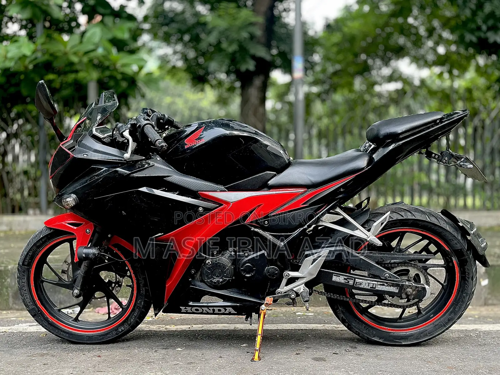 হোন্ডা সিবিআর ২০১৮ ব্ল্যাক