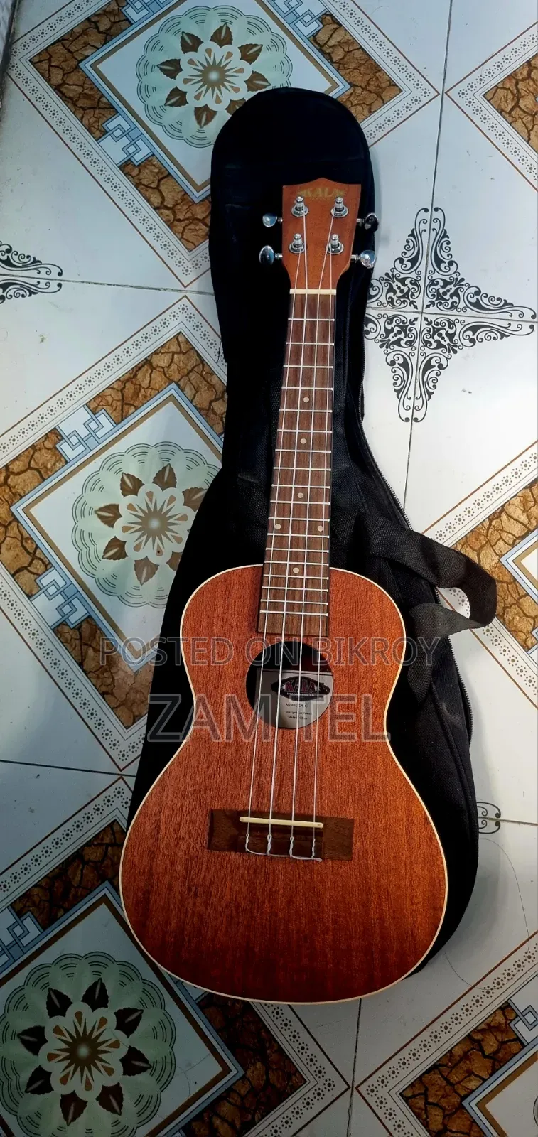 Ukulele 24 inch