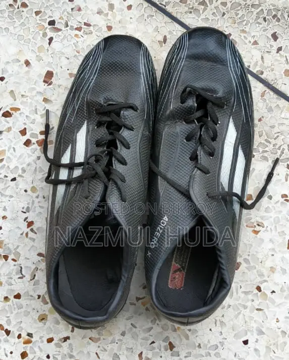 Football Shoes Anti-Slip (Black Color)