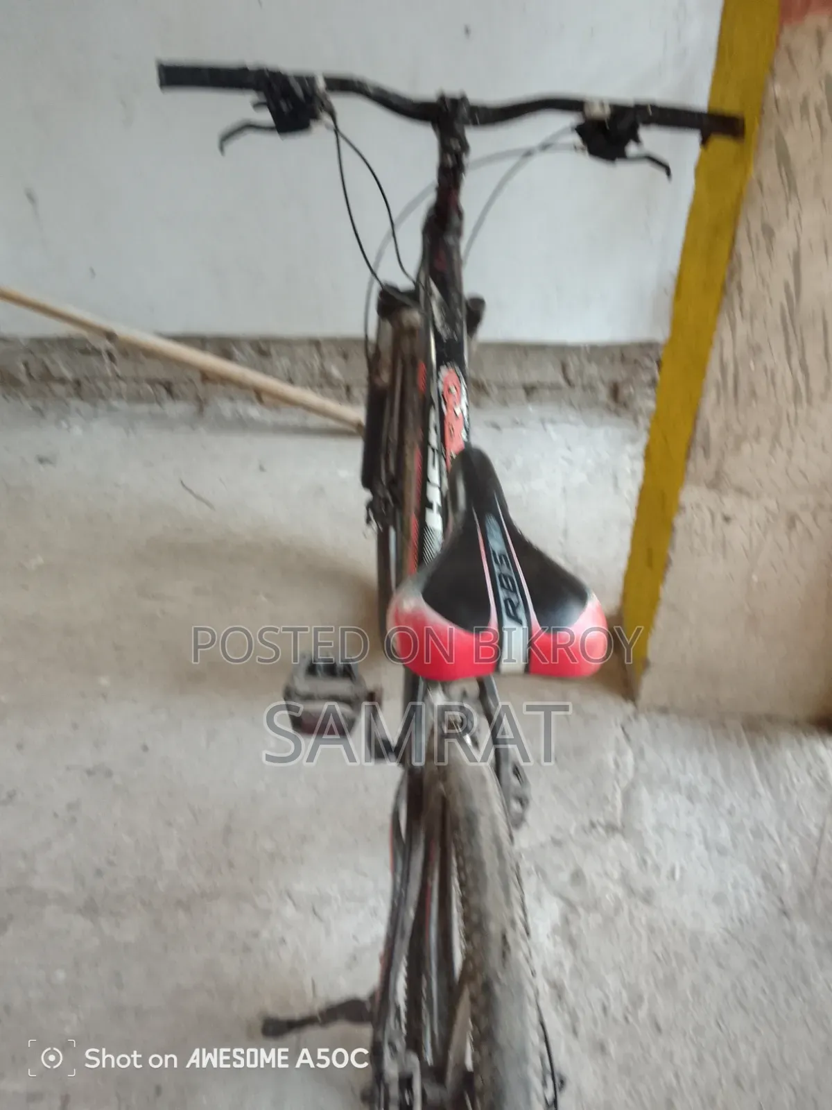 Bicycle in very good and fresh condition