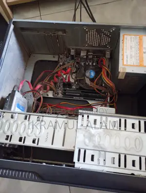 Desktop Computer Gigabyte GA-H110MSTX-HD3-ZK 4GB Intel HDD 1TB