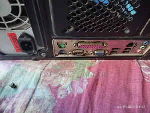 Desktop Computer Gigabyte GB-BACE-3000 8GB Intel Core I3 SSD 128GB