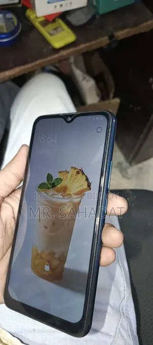 New Vivo Y11 32 GB Blue