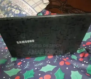 Laptop Samsung 4GB Intel Core I3 HDD 256GB