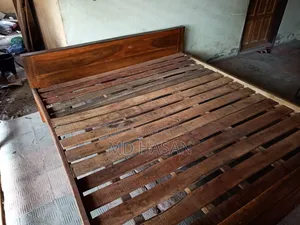 A 6/7 feet bed will be sold