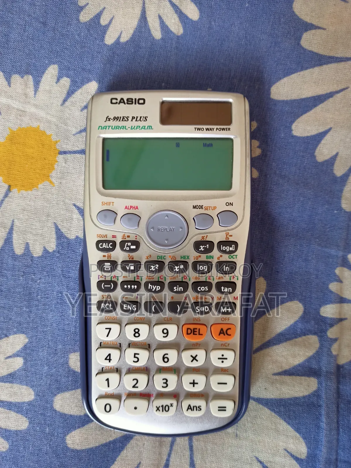 অরিজিনাল Casio Fx-991es Plus ক্যালকুলেটর + জ্যামিতি বক্স | ভালো অবস্থায়