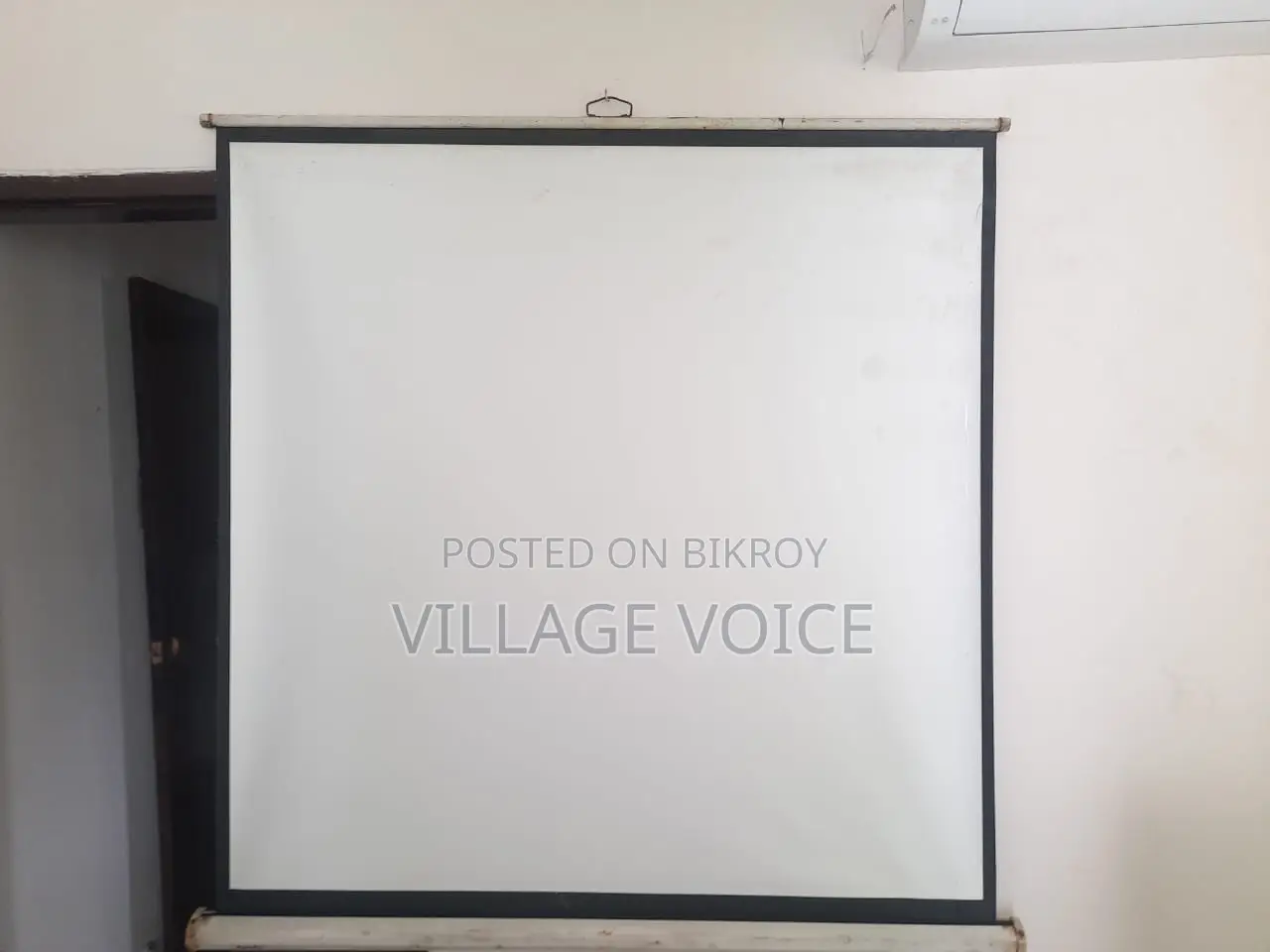 Projector Screen 120 Inch