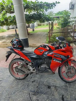 Honda CBR 2017 Red
