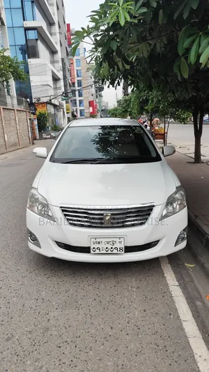 টয়োটা প্রিমিও ২০০৯ পার্ল
