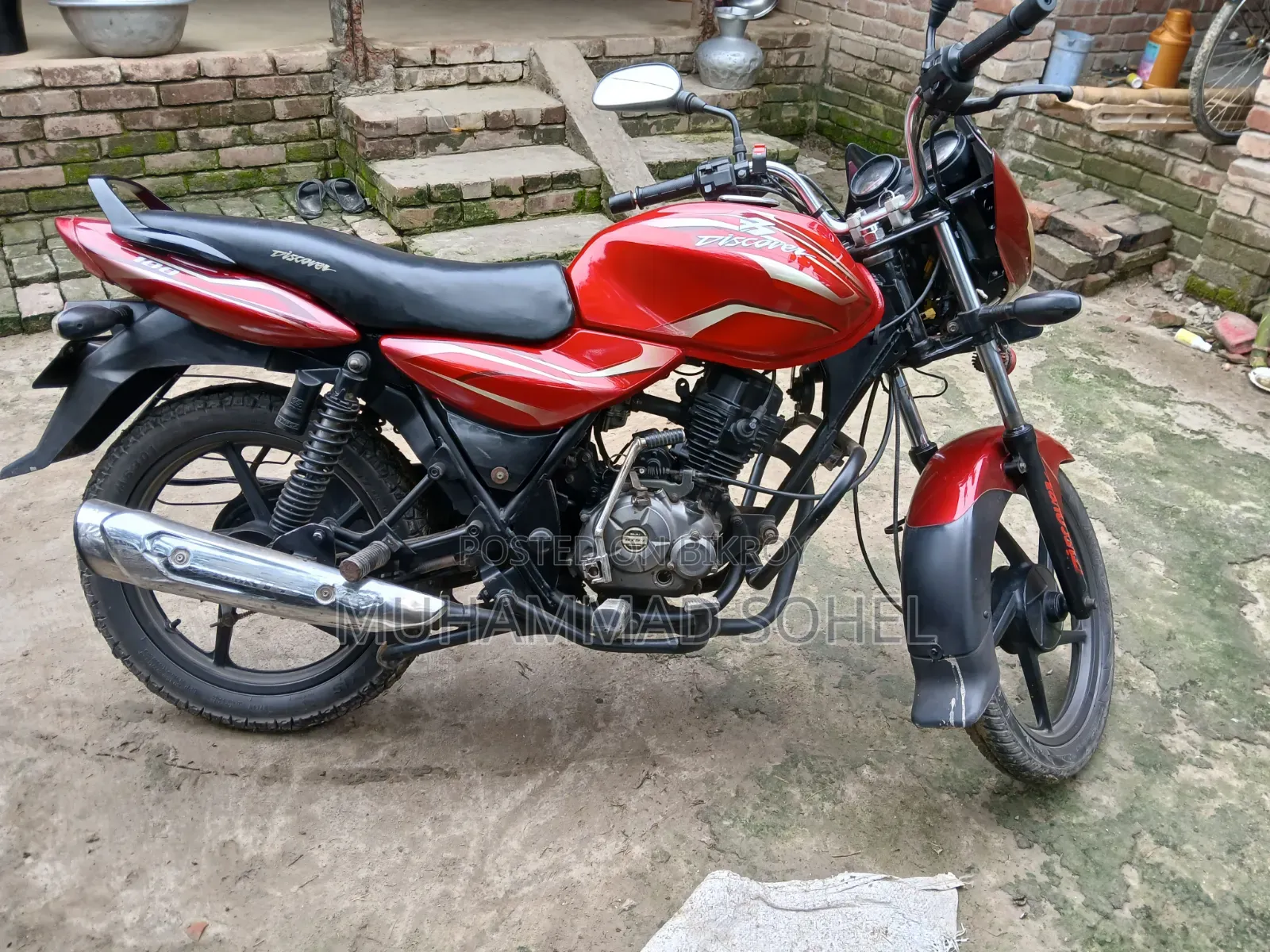 বাজাজ ডিসকভার ১০০ ২০১৩ রেড