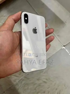 Apple iPhone X 64 GB White