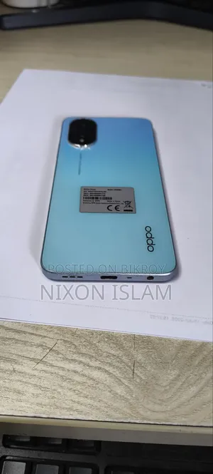 Oppo A18 128 GB Blue