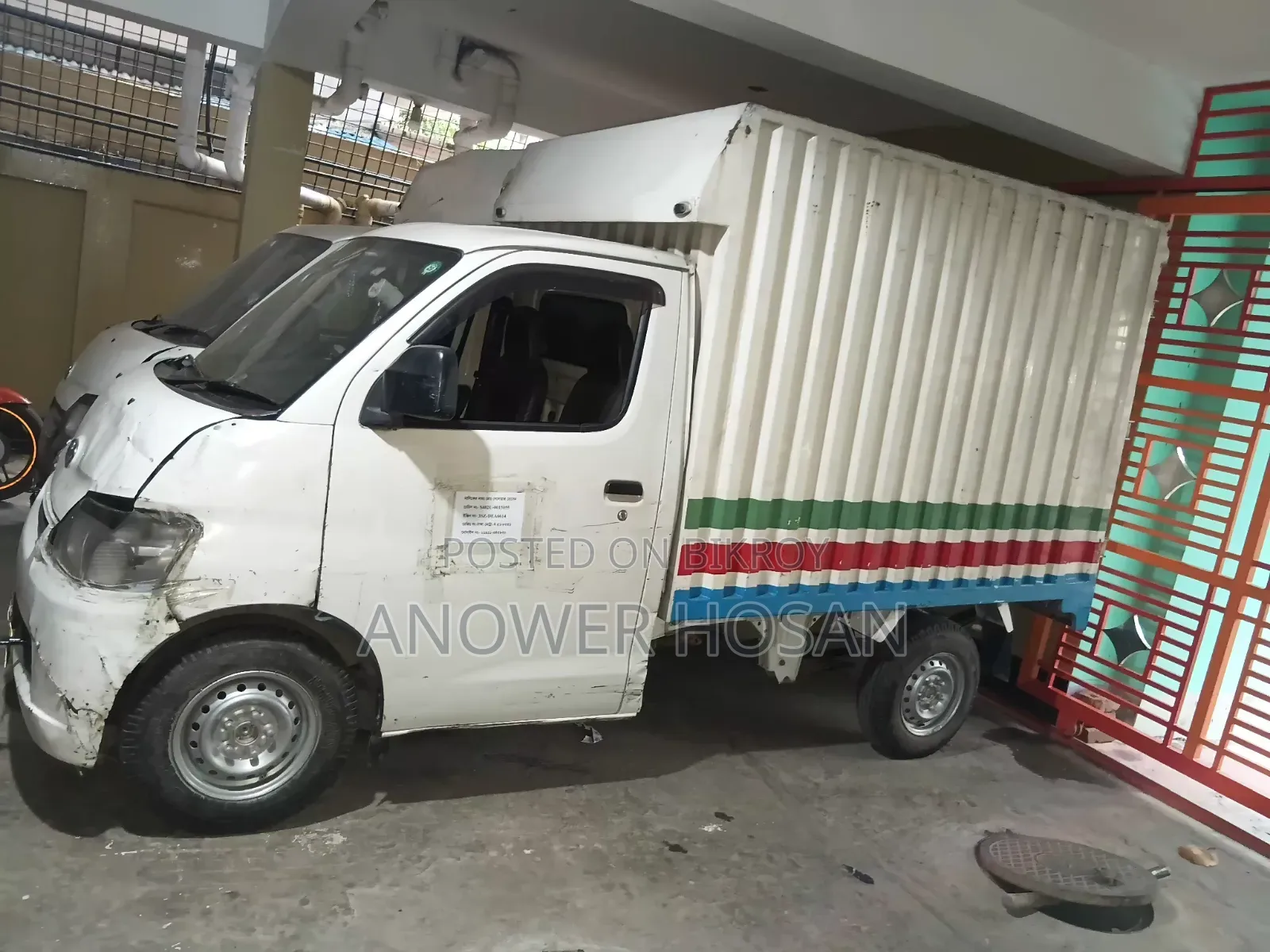 Toyota Noah 2010 White