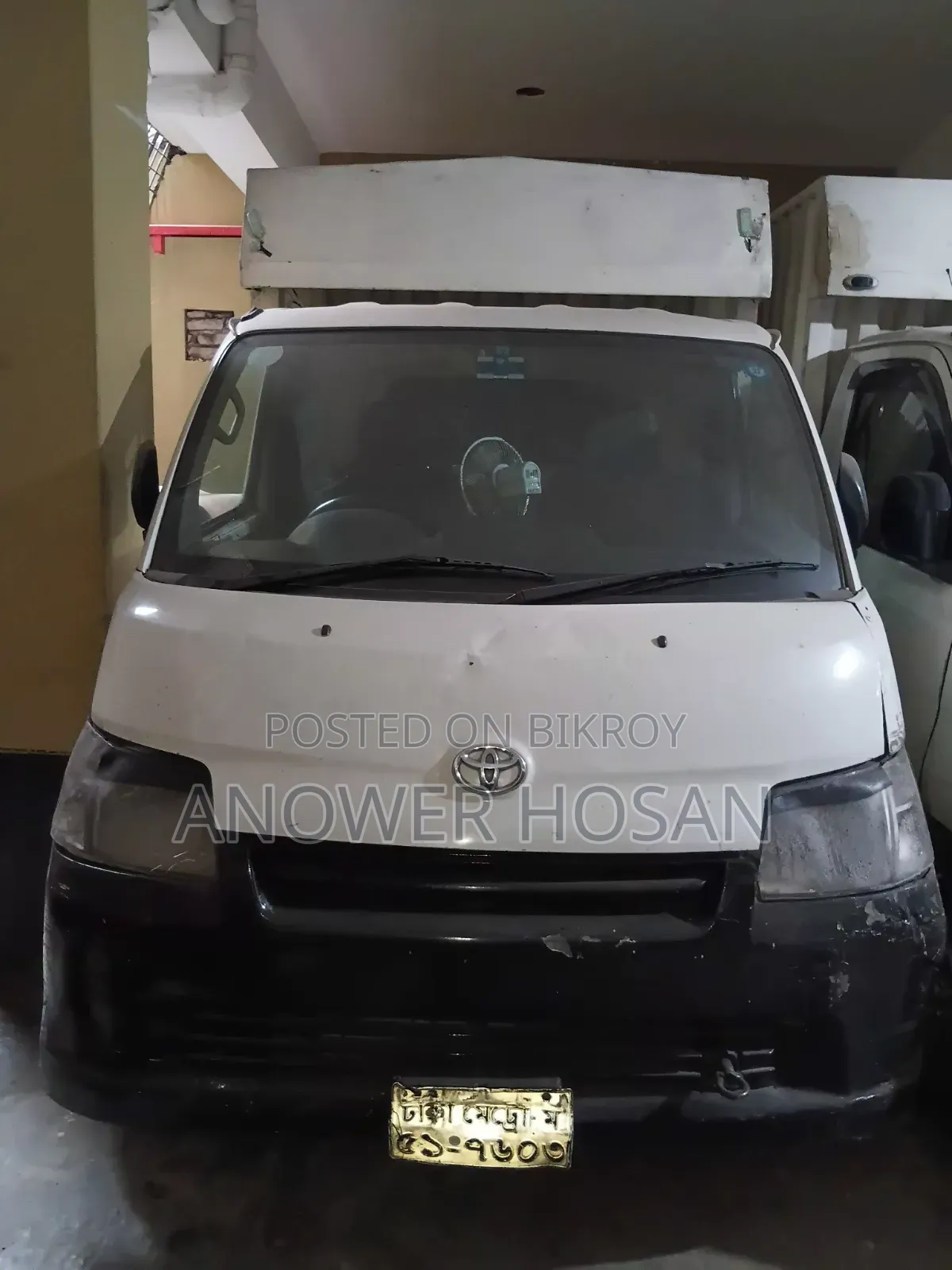 Toyota Noah 2010 White