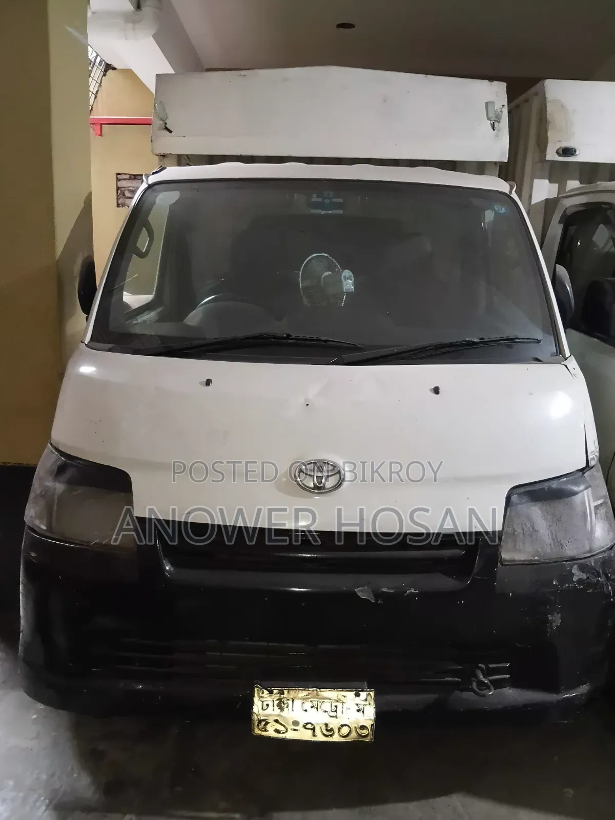 Toyota Noah 2010 White