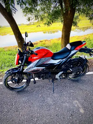 Suzuki Gixxer Fi ABS 2023 Orange