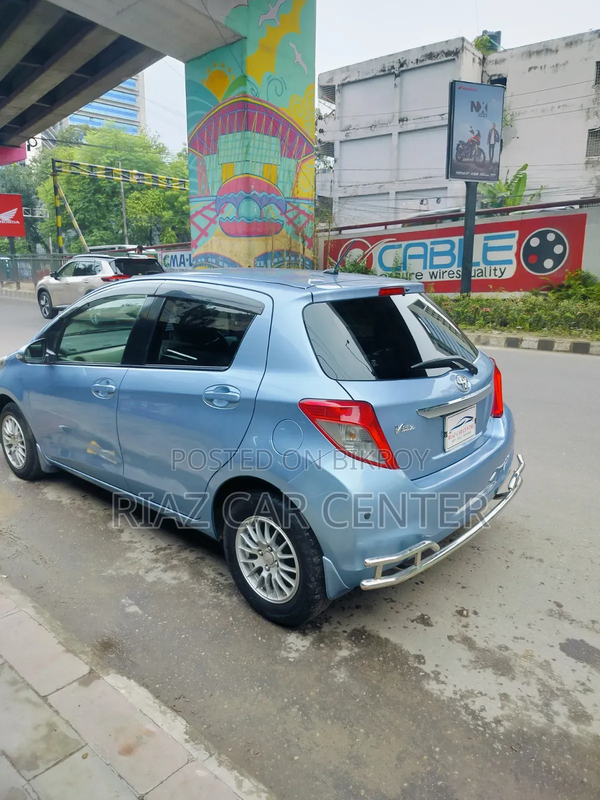 Toyota Vitz 2011 Blue