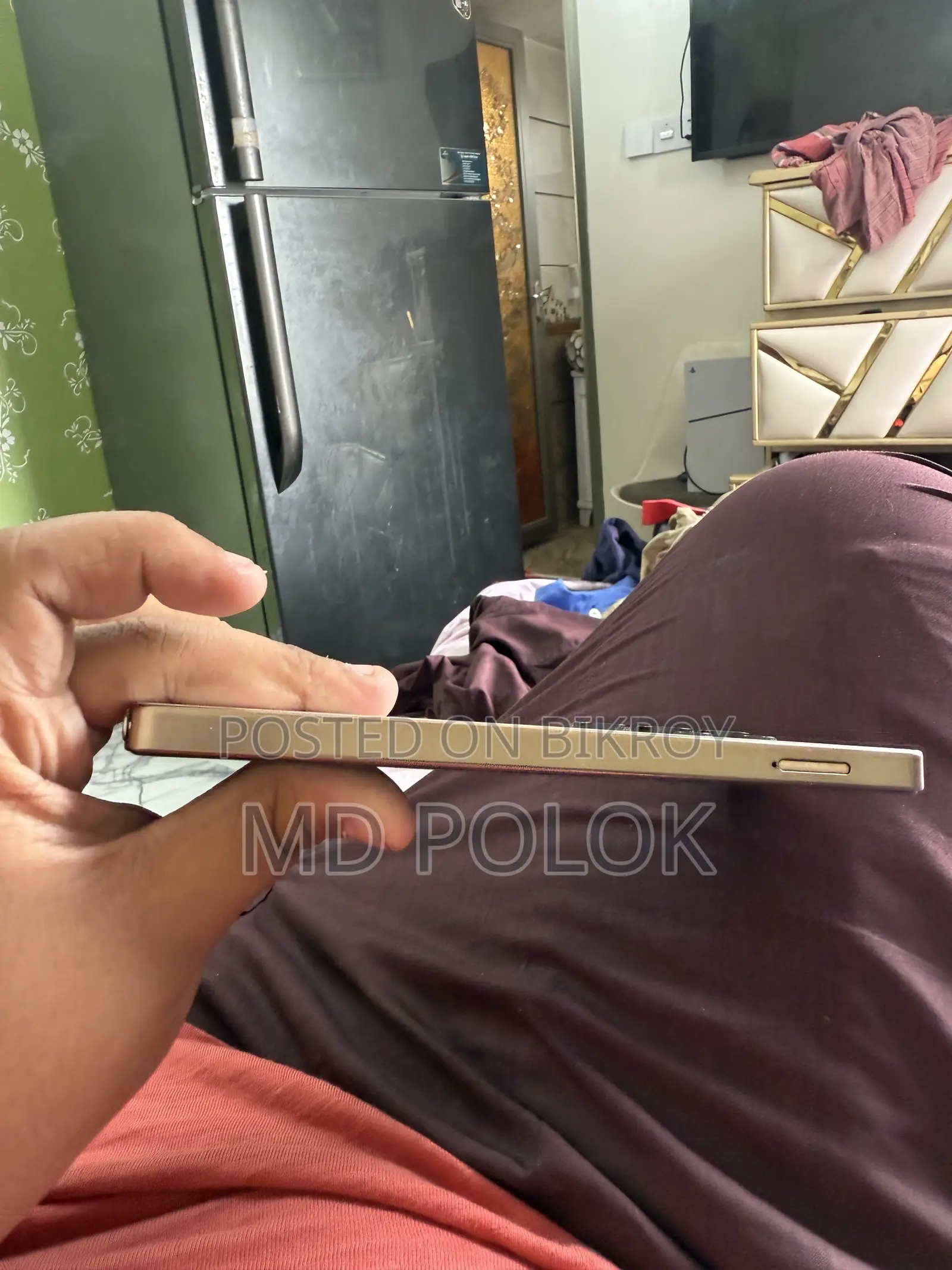 এম-হর্স বাটারফ্লাই ৩ ৬৪ জিবি সিলভার