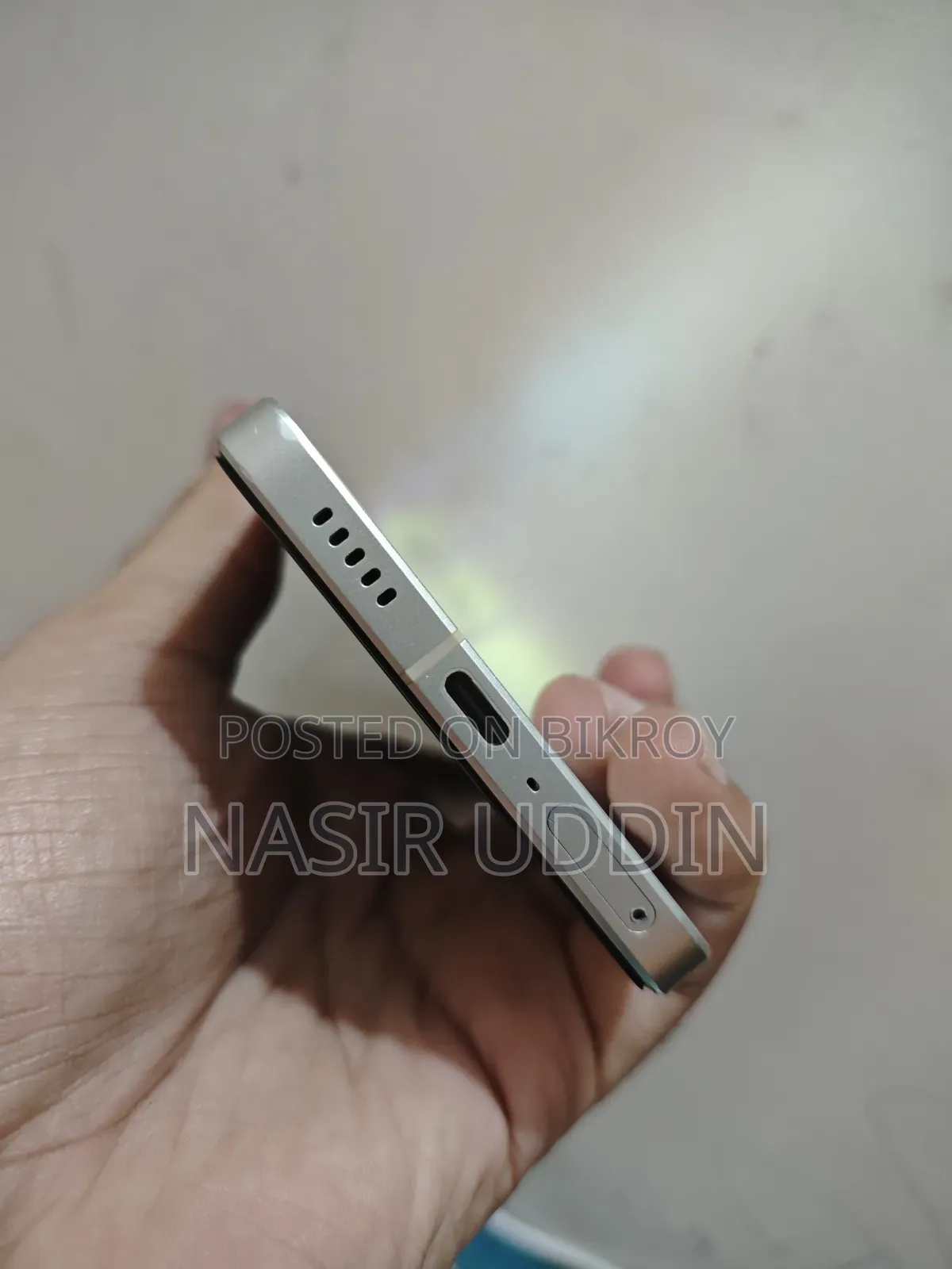 ওপ্পো রেনো৮ প্রো (চীন) ২৫৬ জিবি সাদা