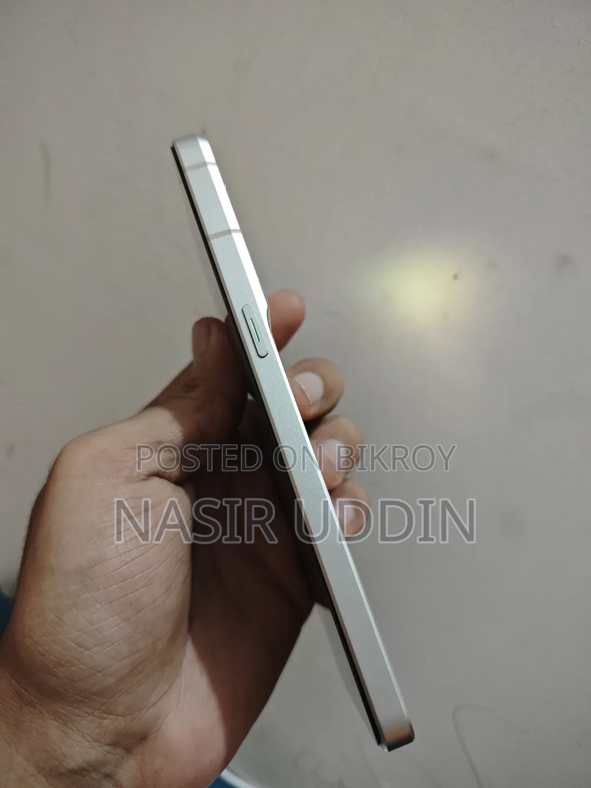 ওপ্পো রেনো৮ প্রো (চীন) ২৫৬ জিবি সাদা