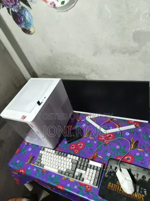 Desktop Computer 16GB HDD 256GB