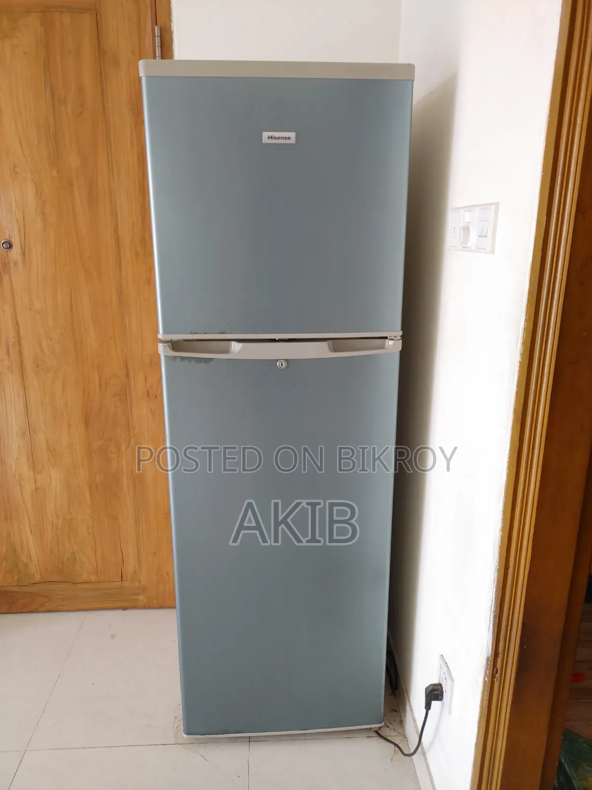 Hisense Fridge 208L