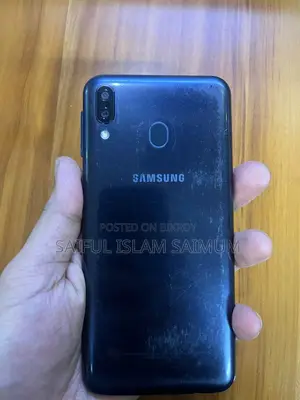 Samsung Galaxy M20 32 GB Blue