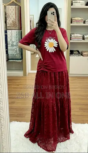 T-shirt and Skirt Set High Quality