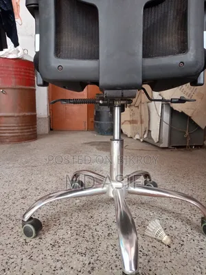 Af : CRV-C-815 Executive Swivel Chair - Black