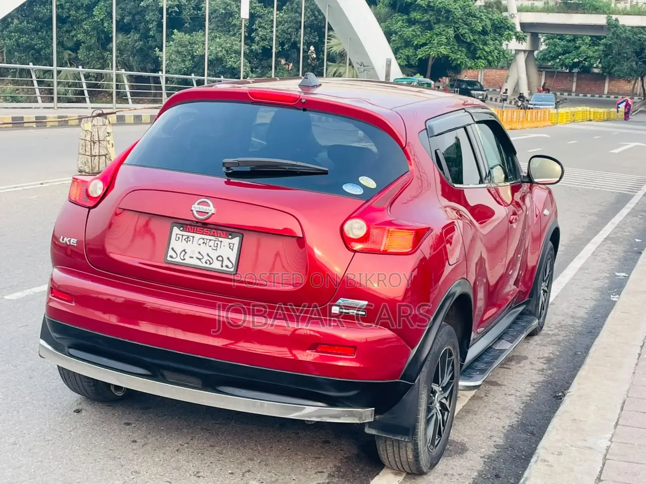 New Nissan Juke 2011 Maroon