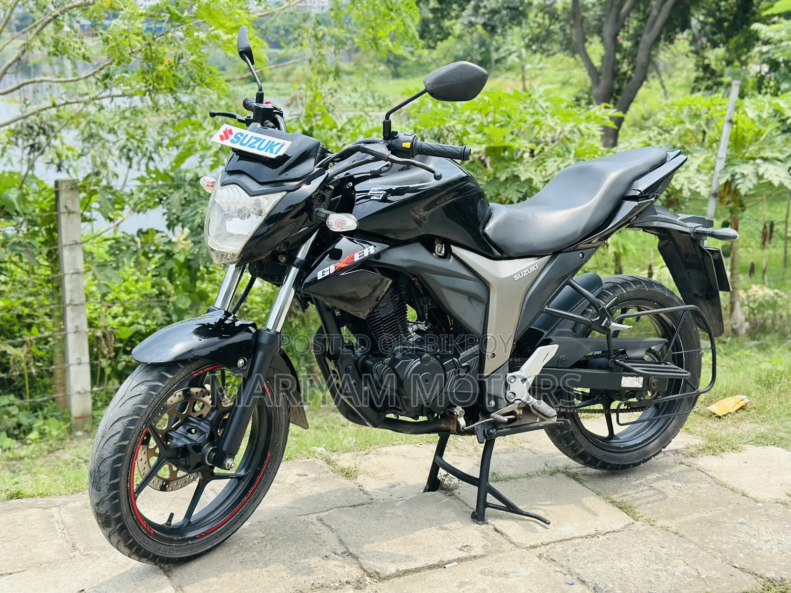 সুজুকি জিক্সার মনোটোন ২০২৩ কালো