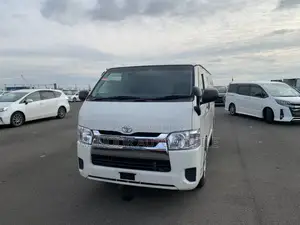 Toyota HiAce 2021 Pearl