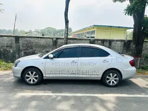 Toyota Premio 1.5 Front-Wheel Drive 2003 Silver
