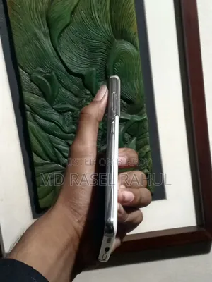 স্যামসাং গ্যালাক্সি এস২১ ৫জি ১২৮ জিবি সিলভার