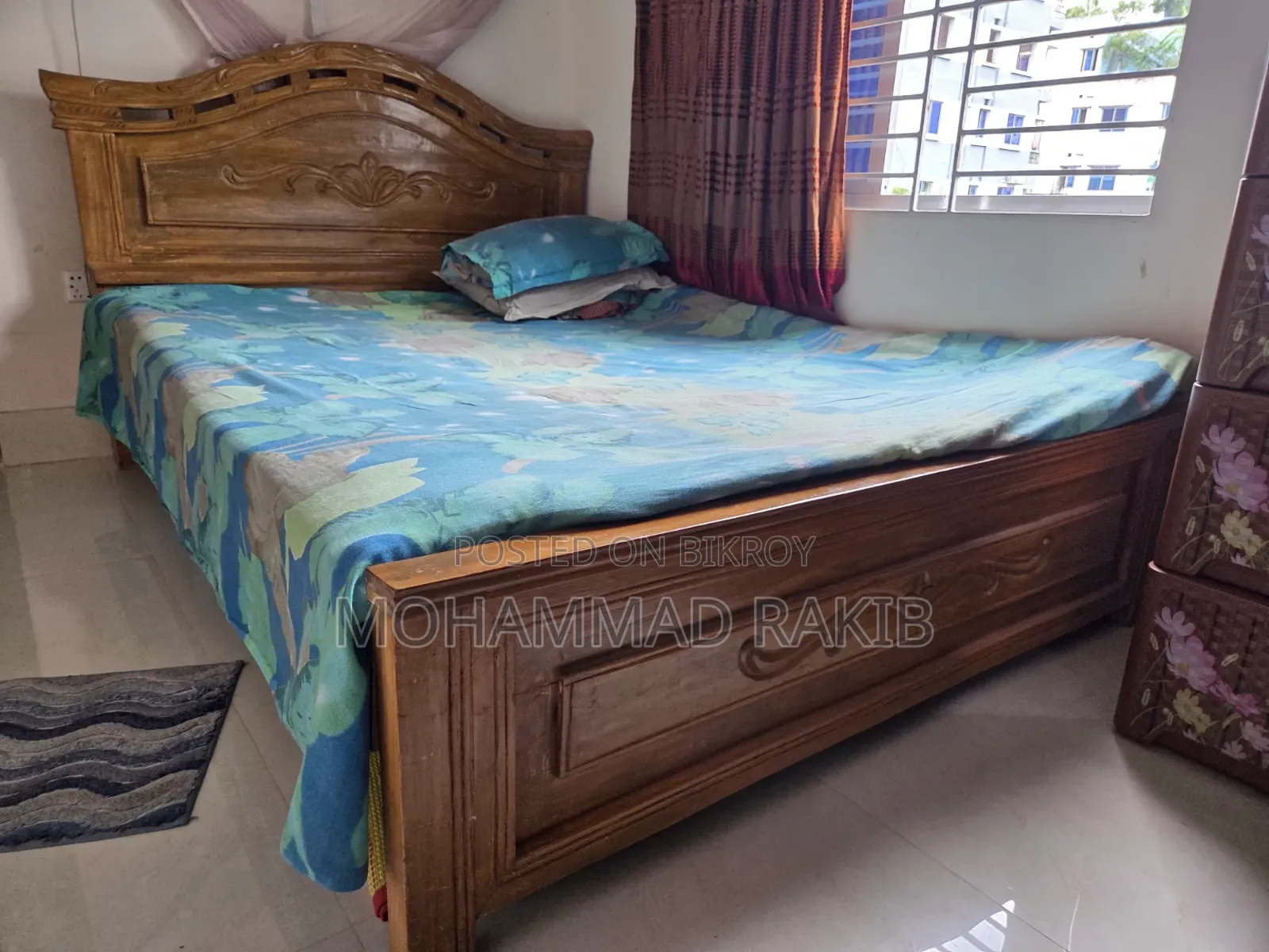 Used 5/7 Bed (Original Teak Wood)