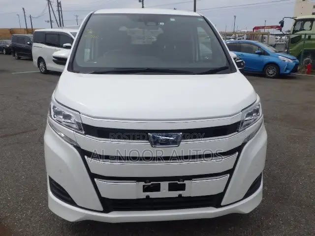 Toyota Noah 2021 Pearl