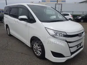 Toyota Noah 2021 Pearl